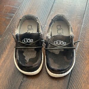 Hey Dude Kids Moccasins in Black Camo